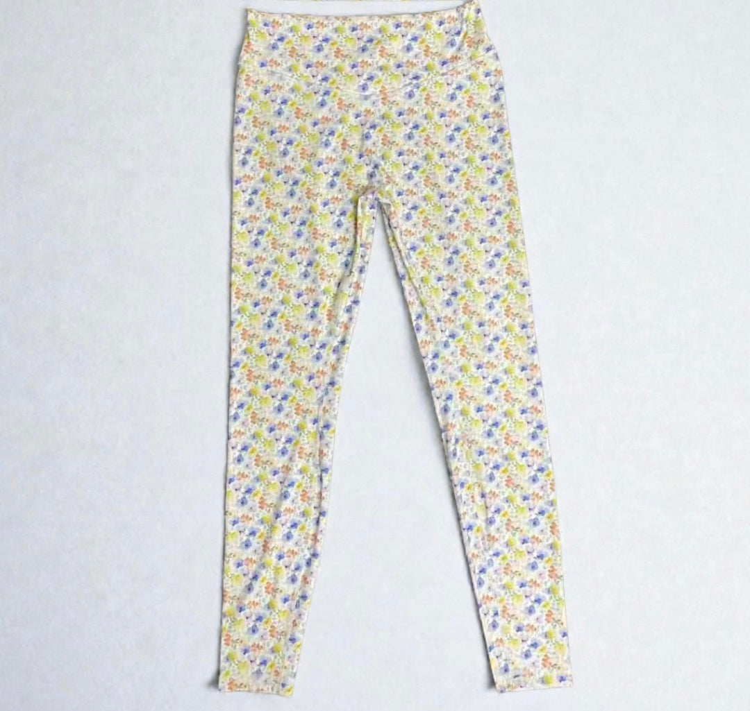 WildFlower V Back Scrunch Leggings